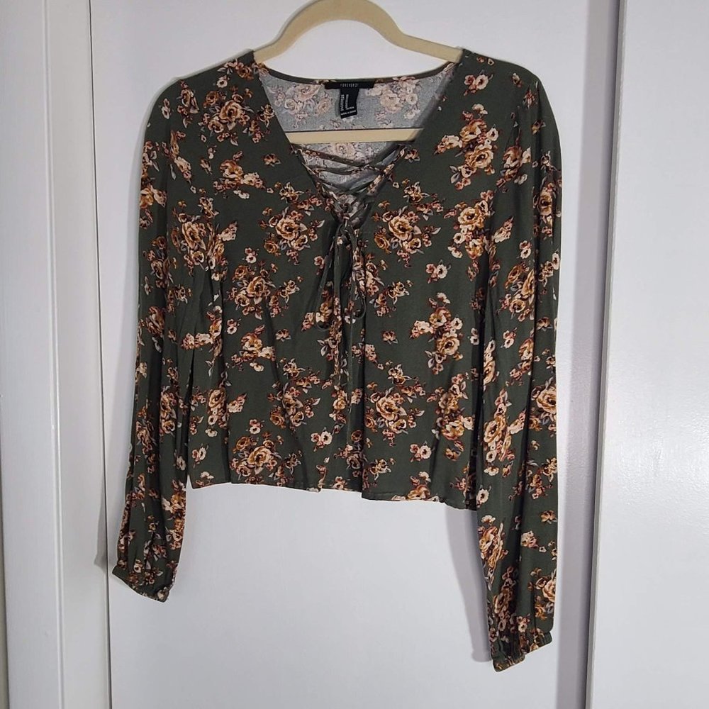 Forever 21 green floral shirt, size medium